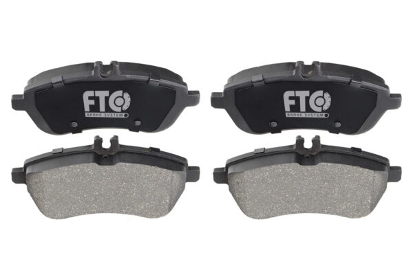 Front Brake Pad  - Mercedes C 220 2008-2014 - C 180 2008-2014 - C 200 2007-2014 - E 220 2015 - E 220 CDI 2010 - E 200 CDI  2009-2015 - C 220 CDI 2012 - C 250 CGI -2012