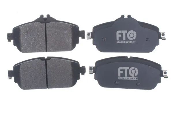 Front Brake Pad  - Mercedes C180 2014-2020 - C200 2013-2018 - C200D 2015-2018 - C220 2014-2018