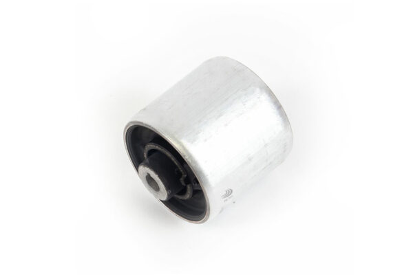 control arm bushing Audi Q7 (4Mb) 01.2015