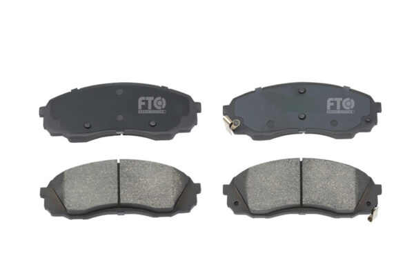 Front Brake Pad  - Kia Grand Carnival 2011–2014